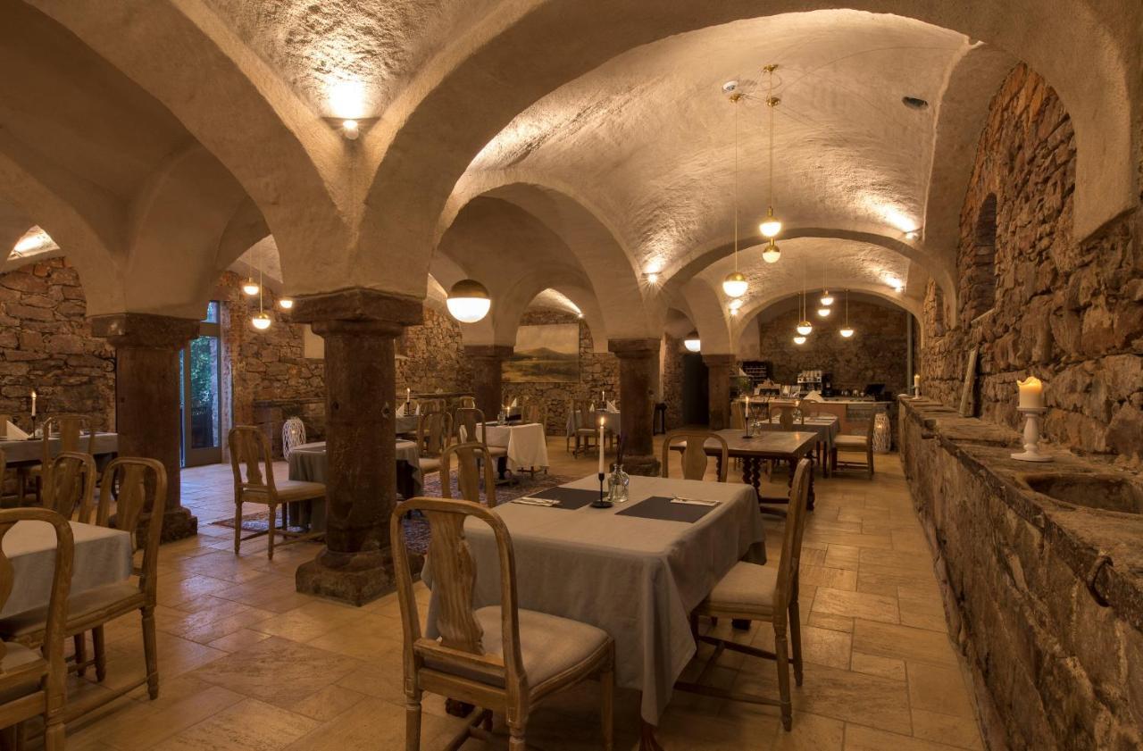 Zamek Sarny - Schloss Scharfeneck 쿠드즈코 외부 사진